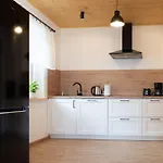 Sloneczne Chatki شكلارسكا بوريبا